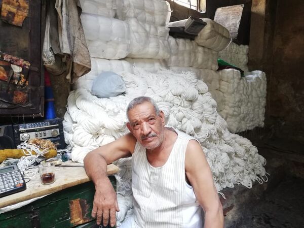 عم سلامة مالك مصبغة - سبوتنيك عربي