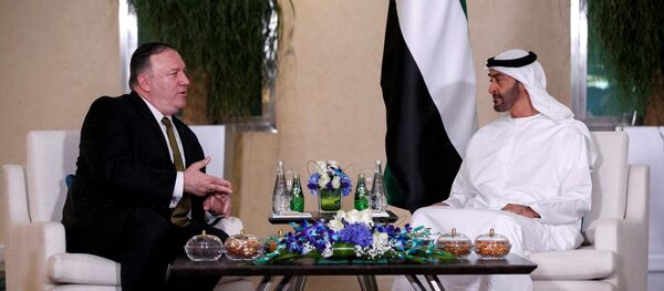 بومبيو وبن زايد يناقشان التصدي للخطر الإيراني في المنطقة - سبوتنيك عربي