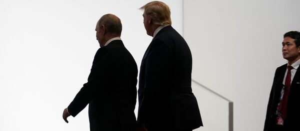 قمة مجموعة العشرين - لقاء الرئيس الروسي فلاديمير بوتين والأمريكي دونالد ترامب في مدينة أوساكا اليابانية، اليابان 28 يونيو/ حزيران 2019 - سبوتنيك عربي