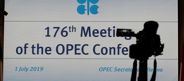 الصحفيون ينتظرون في بداية اجتماع أوبك في فيينا الصحفيون ينتظرون في بداية اجتماع أوبك في فيينا - سبوتنيك عربي