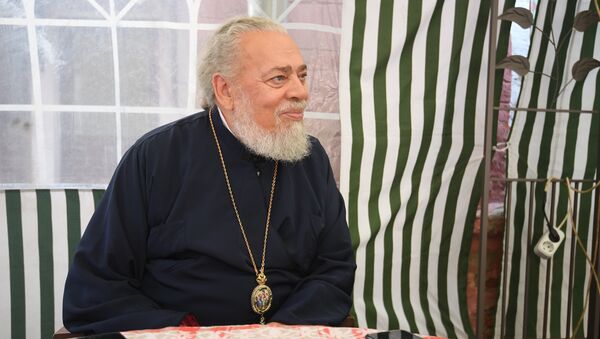 ممثل الكنيسة الانطاكية في روسيا المطران نيفن الصقلي - سبوتنيك عربي