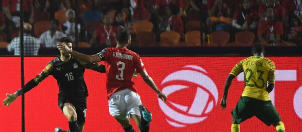 لورش لاعب جنوب أفريقيا يسجل في مرمى المنتخب المصري - سبوتنيك عربي