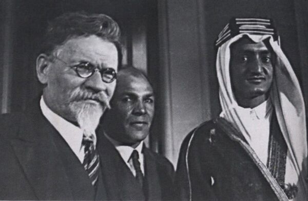 صور نادرة للملك السعودي فيصل بن عبد العزيز في موسكو - سبوتنيك عربي