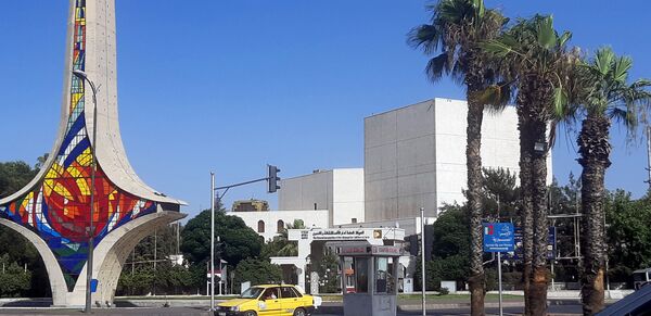 أهو الذكاء؟ أم الحرب؟ الإناث يطردن الذكور من قوائم الشرف في الامتحانات السورية - سبوتنيك عربي