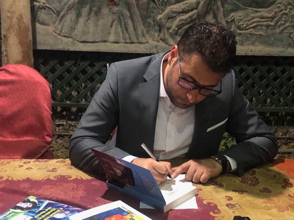 الكاتب محمد طرزي: استكمل ثلاثية الحلم الأفريقي... وأريد لكتابتي أن تكون انعكاسا للواقع الكاتب محمد طرزي: استكمل ثلاثية الحلم الأفريقي... وأريد لكتابتي أن تكون انعكاسا للواقع - سبوتنيك عربي