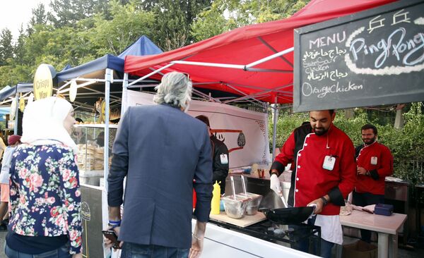 شارع الأكل في دمشق... مهرجان سنوي يجمع الطباخين بـالأكيلة (فيديو+صور) - سبوتنيك عربي
