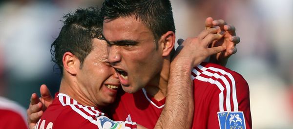 اللاعبين في المنتخب السوري حميد ميدو ومحمود المواس اللاعبين في المنتخب السوري حميد ميدو ومحمود المواس - سبوتنيك عربي