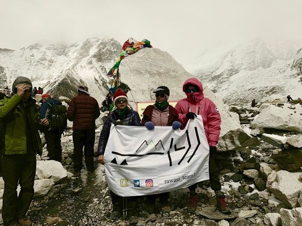 بالصور... فريق يضم 170 امرأة سعودية يتحدى أعلى قمم جبال العالم - سبوتنيك عربي