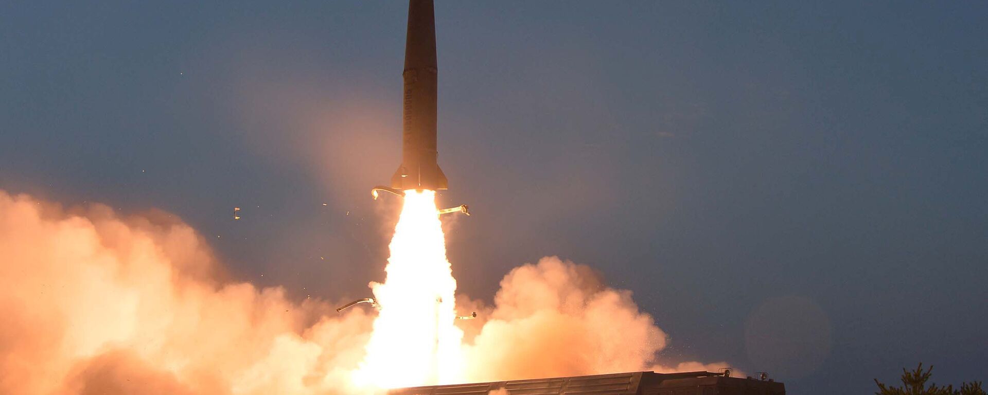 إطلاق صاروخ في كوريا الشمالية - سبوتنيك عربي, 1920, 11.03.2022