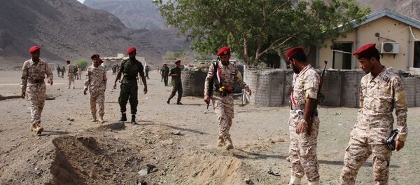 الهجوم على معسكر الجلاء في عدن - اليمن - الجيش اليمني الهجوم على معسكر الجلاء في عدن - اليمن - الجيش اليمني - سبوتنيك عربي