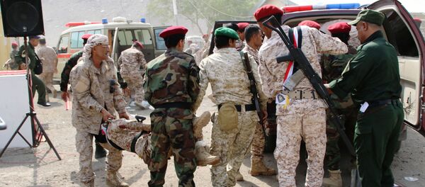 الهجوم على معسكر الجلاء في عدن - اليمن - الجيش اليمني - سبوتنيك عربي