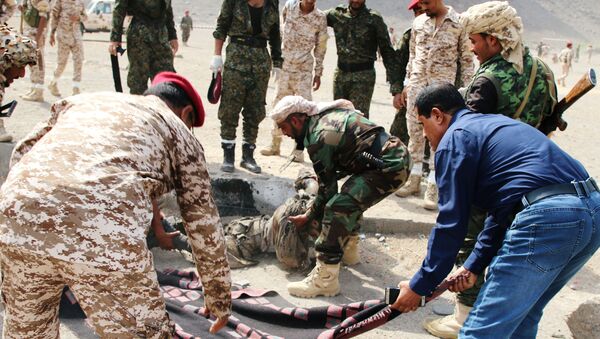  الهجوم على معسكر الجلاء في عدن - اليمن - الجيش اليمني - سبوتنيك عربي