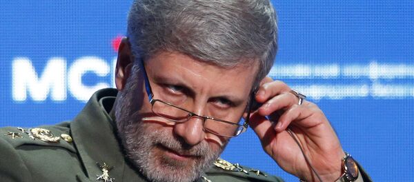 وزير الدفاع الإيراني أمير حاتمي، أبريل 2018 - سبوتنيك عربي