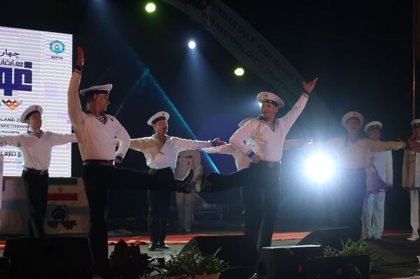 ضمن الألعاب العسكرية الدولية...انطلاق مسابقات الغوص في جزيرة كيش الإيرانية (صور) - سبوتنيك عربي