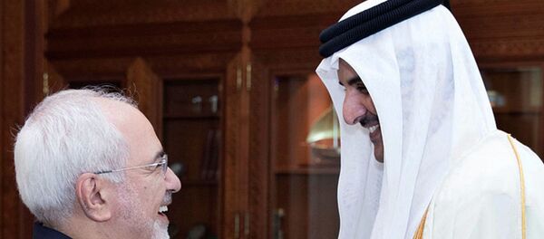 أمير قطر الشيخ تميم بن حمد آل الثاني يلتقي محمد جواد ظريف وزير الخارجية الإيراني - سبوتنيك عربي