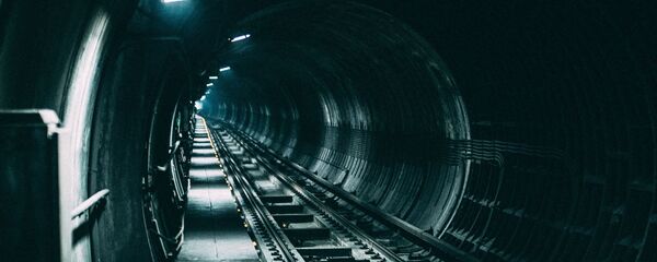 نفق سكة حديد - سبوتنيك عربي
