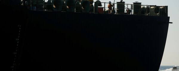 ناقلة النفط الإيرانية المحتجزة في جبل طارق ناقلة النفط الإيرانية المحتجزة في جبل طارق - سبوتنيك عربي