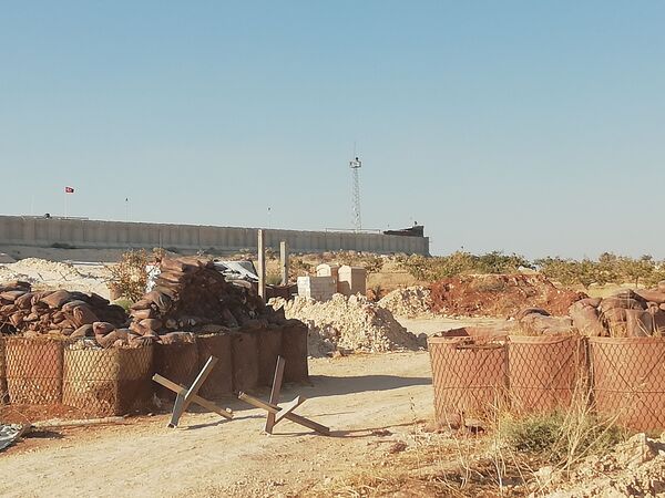 الجيش السوري يمشط المنطقة حول نقطة المراقبة التركية شمال حماة.. فيديو - سبوتنيك عربي