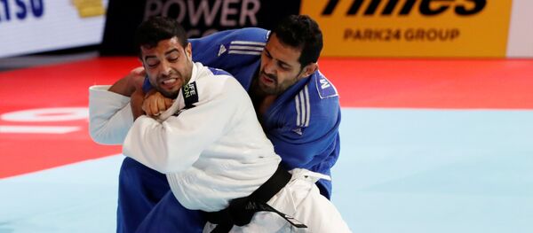 اللاعب المصري محمد عبد العال ومنافسه اللاعب الإسرائيلي ساغي موكي اللاعب المصري محمد عبد العال ومنافسه اللاعب الإسرائيلي ساغي موكي - سبوتنيك عربي