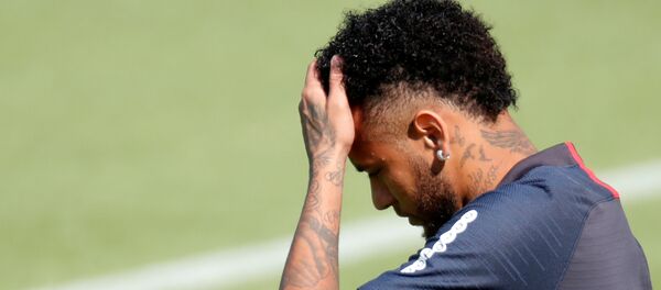 صدمة نيمار حينما علم بشل المفاوضات مع برشلونة - سبوتنيك عربي