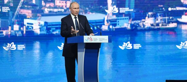 الرئيس الروسي، فلاديمير بوتين، المؤتمر الاقتصادي الشرقي في فلاديفوستوك 5 سبتمبر/ أيلول 2019 - سبوتنيك عربي