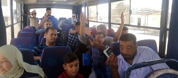 1.2 مليون اجتازوا معبر نصيب السوري الأردني بينهم 28 ألف لاجئ سوري - سبوتنيك عربي