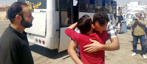 1.2 مليون اجتازوا معبر نصيب السوري الأردني بينهم 28 ألف لاجئ سوري - سبوتنيك عربي