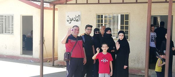 1.2 مليون اجتازوا معبر نصيب السوري الأردني بينهم 28 ألف لاجئ سوري 1.2 مليون اجتازوا معبر نصيب السوري الأردني بينهم 28 ألف لاجئ سوري - سبوتنيك عربي