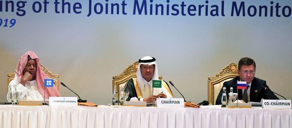 وزير الطاقة السعودي الأمير عبدالعزيز بن سلمان والروسي ألكساندر نوفاك، 12 سبتمبر 2019 - سبوتنيك عربي