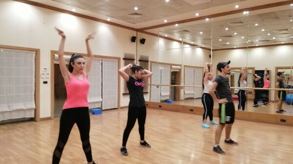 مهندس سوري يحترف الرقص وينقل خبراته لمئات الفتيات - سبوتنيك عربي