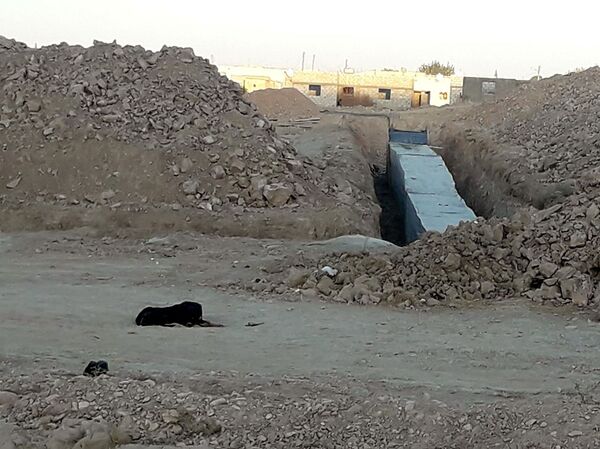 بالفيديو...لماذا يحول الاحتلال الأمريكي وميليشياته شرقي سوريا إلى خارطة أنفاق؟ - سبوتنيك عربي