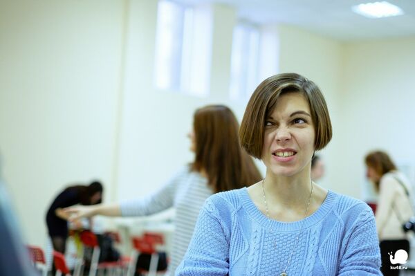 بالصور... كيف تفخر مؤيدات حركة النسوية الإيجابية بعيوب أجسادهن - سبوتنيك عربي