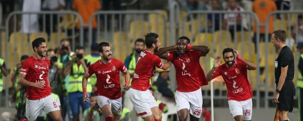 لاعبو الأهلي يحتفلون بهدفهم في الزمالك، مباراة كأس السوبر المصري، 20 سبتمبر/أيلول 2019 لاعبو الأهلي يحتفلون بهدفهم في الزمالك، مباراة كأس السوبر المصري، 20 سبتمبر/أيلول 2019 - سبوتنيك عربي