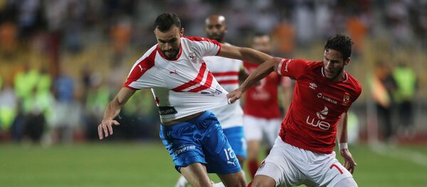 رمضان صبحي لاعب الأهلي مع حمدي النقاز لاعب الزمالك في السوبر المصري ، 20 سبتمبر/أيلول 2019 - سبوتنيك عربي