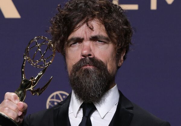 بالصور... صراع العروش يقتنص المزيد من جوائز إيمي في حفل مليء بالمفاجآت - سبوتنيك عربي