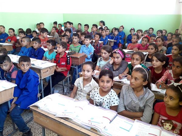 تنظيم قسد يغلق 2154 مدرسة سورية في الحسكة ويمنح بعضها للجيش الأمريكي تنظيم قسد يغلق 2154 مدرسة سورية في الحسكة ويمنح بعضها للجيش الأمريكي - سبوتنيك عربي