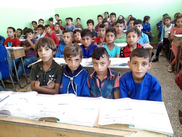 تنظيم قسد يغلق 2154 مدرسة سورية في الحسكة ويمنح بعضها للجيش الأمريكي تنظيم قسد يغلق 2154 مدرسة سورية في الحسكة ويمنح بعضها للجيش الأمريكي - سبوتنيك عربي