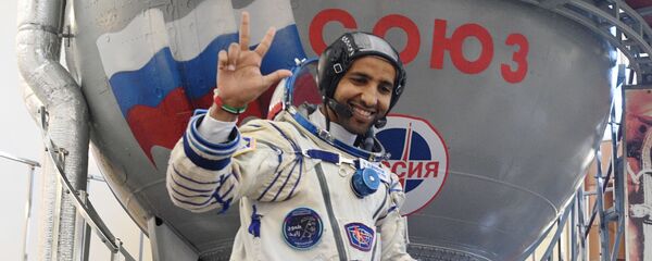 هزاع المنصوري، أول رائد فضاء إماراتي، سافر إلى الفضاء 25 سبتمبر/ أيلول، إلى محطة الفضاء الدولية هزاع المنصوري، أول رائد فضاء إماراتي، سافر إلى الفضاء 25 سبتمبر/ أيلول، إلى محطة الفضاء الدولية - سبوتنيك عربي