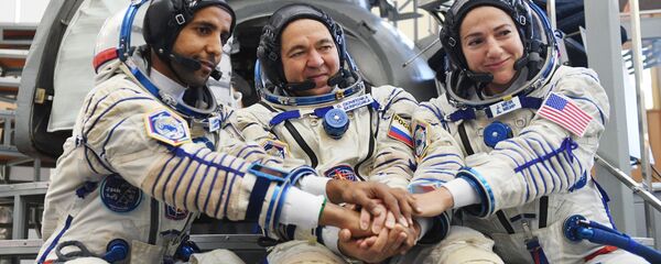 هزاع المنصوري، أول رائد فضاء إماراتي، سافر إلى الفضاء 25 سبتمبر/ أيلول، إلى محطة الفضاء الدولية - سبوتنيك عربي