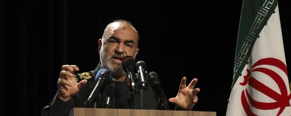 قائد الحرس الثوري الإيراني اللواء حسين سلامي - سبوتنيك عربي