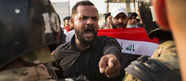 بغداد تشتعل، تظارهات، مظاهرات، احتجاجت بغداد، العراق 2 أكتوبر 2019 - سبوتنيك عربي