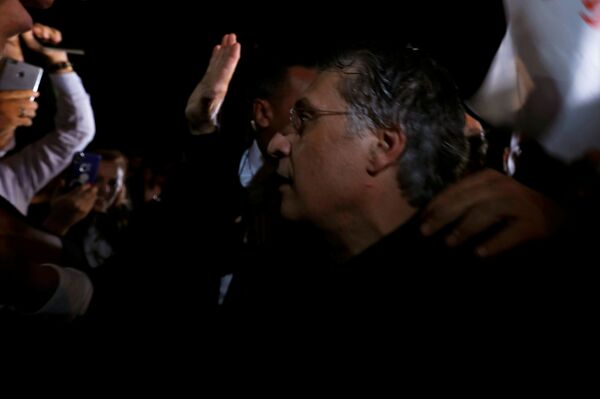 بالفيديو... فرحة عارمة لحظة خروج مرشح الرئاسة التونسية نبيل القروي من السجن - سبوتنيك عربي