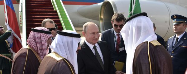 وصول الرئيس الروسي فلاديمير بوتين إلى الرياض، السعودية 14 أكتوبر 2019 - سبوتنيك عربي