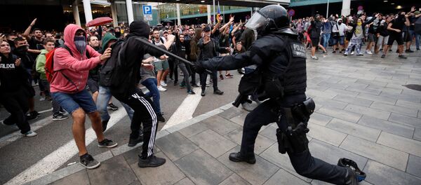 احتجاجات كتالونيا، برشلونة، إسبانيا 14 أكتوبر 2019 احتجاجات كتالونيا، برشلونة، إسبانيا 14 أكتوبر 2019 - سبوتنيك عربي