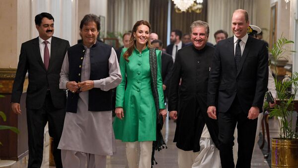 الأميرة كيت ميدلتون، دوقة كامبريدج مع زوجها الأمير البريطانى الأميرة كيت ميدلتون، دوقة كامبريدج مع زوجها الأمير البريطانى - سبوتنيك عربي