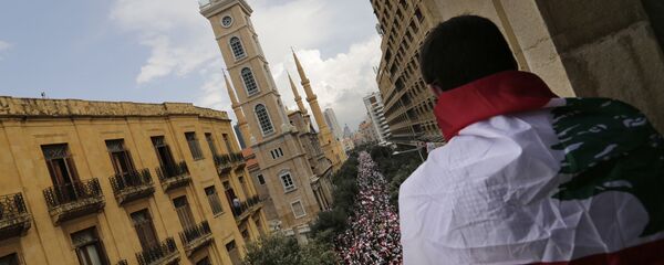  لبنان ينتفض تظاهرات واحتجاجات في بيروت - سبوتنيك عربي