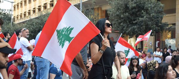 الاحتجاجات في بيروت، لبنان 21 أكتوبر 2019 - سبوتنيك عربي