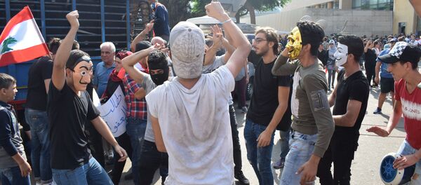 الاحتجاجات في بيروت، لبنان 21 أكتوبر 2019 - سبوتنيك عربي