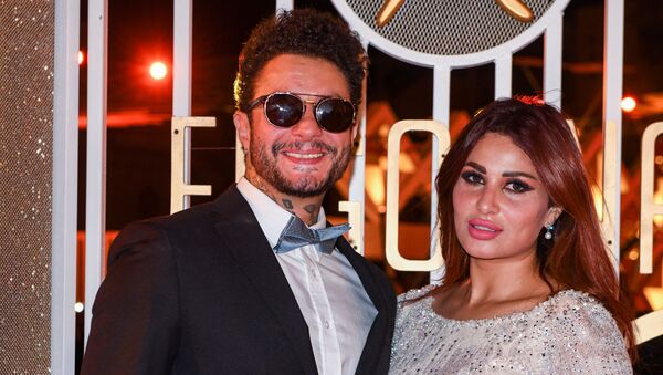 الفنان المصري أحمد الفيشاوي وزوجته ندي الكامل في مهرجان الجونة السينمائي 2019 - سبوتنيك عربي