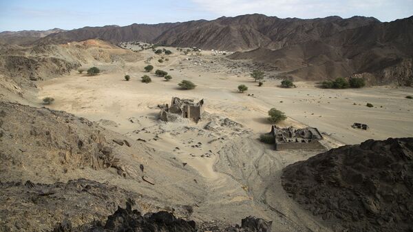 القلعة الأولى والثانية في موقع دراهيب الأثري في وادي العلاقي - سبوتنيك عربي
